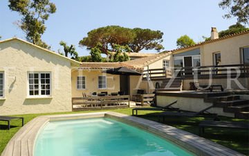 Сен-Тропе. Красивая вилла расположенная в Парке дэ Салан/Parc des Salins рядом с пляжем в аренду. 4 спальни/9 гостей. 
